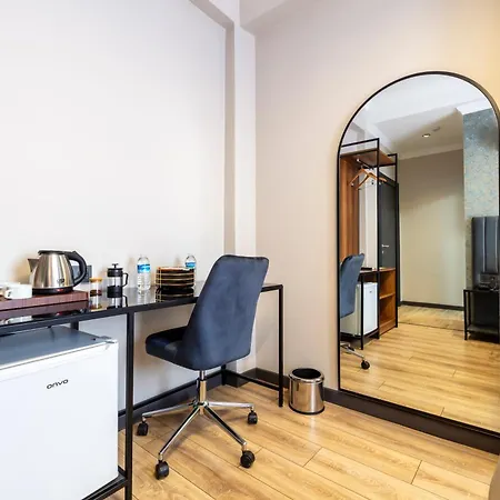Lenora Airport & Istanbul Airport Hotel