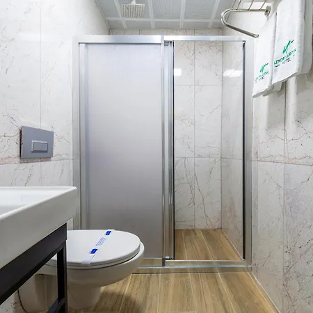 Lenora Airport Arnavutkoy