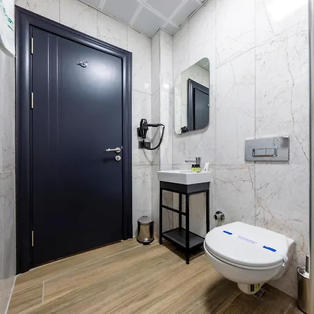 Lenora Airport & Istanbul Airport Hotel 3*